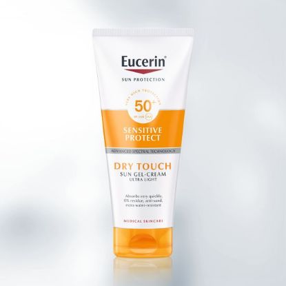 Eucerin Sun Oil Control Dry Touch kremni gel za zaščito pred soncem ZF 50, Hitro se vpije in ne pušča nobenih sledov, Za vse tipe kože, tudi za občutljivo, mastno in k aknam nagnjeno kožo