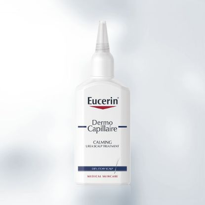 Eucerin DermoCapillaire urea terapija namenjena suhemu in srbečemu lasišču ter zagotavlja večurno intenzivno vlaženje, da pomiri in ublaži srbečico in draženje